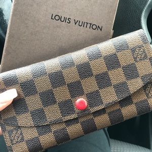 Louis Vuitton josephine wallet